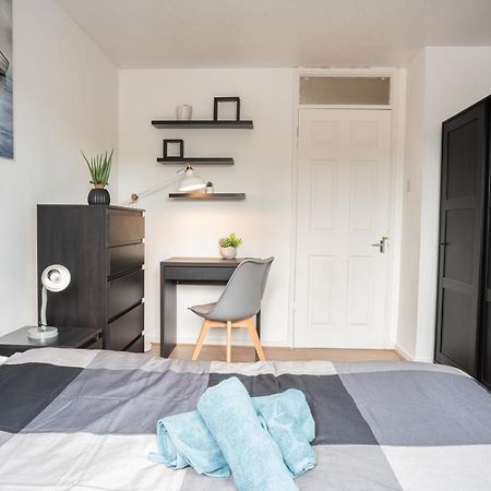 Olympic Apartment - Stratford London Ngoại thất bức ảnh