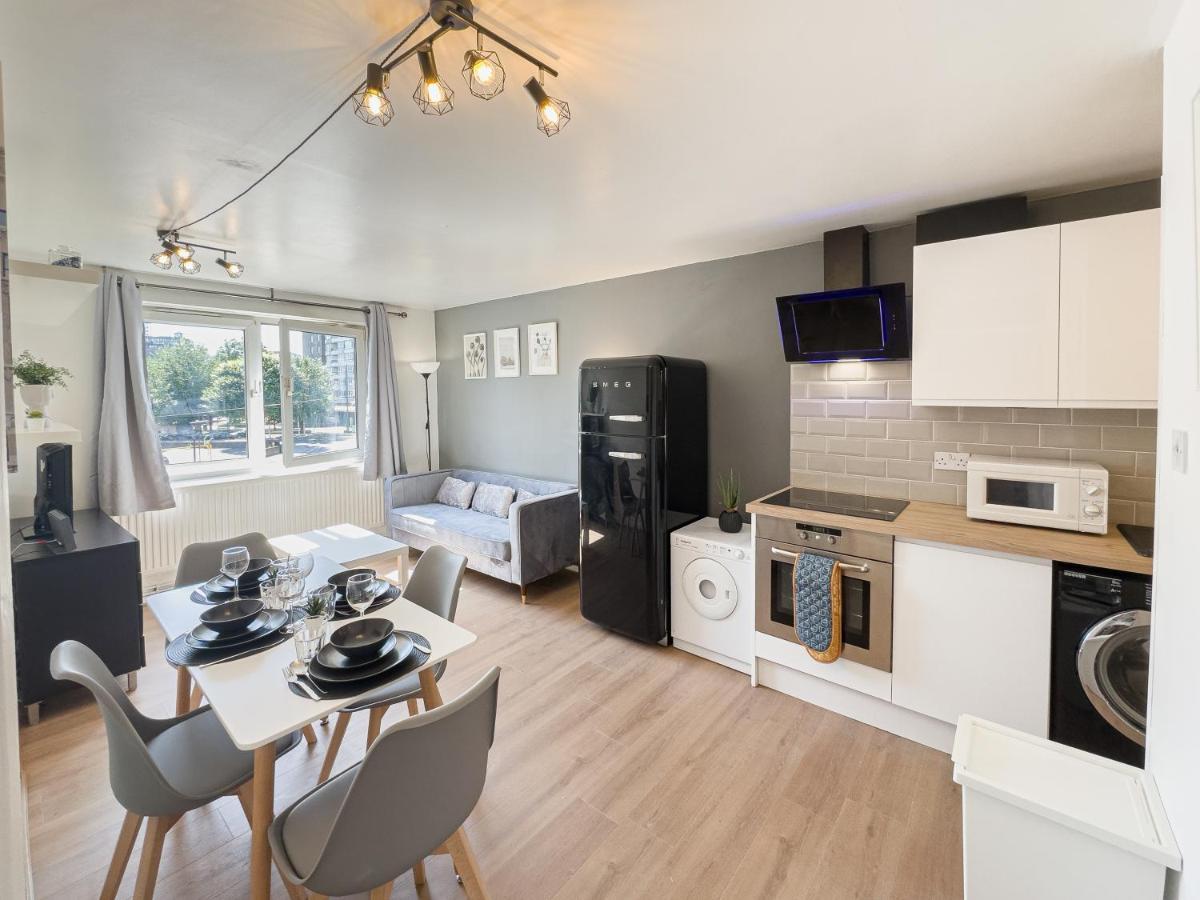 Olympic Apartment - Stratford London Ngoại thất bức ảnh
