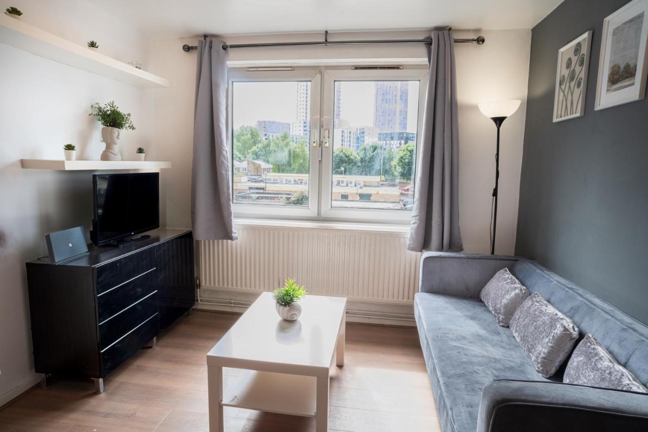 Olympic Apartment - Stratford London Ngoại thất bức ảnh